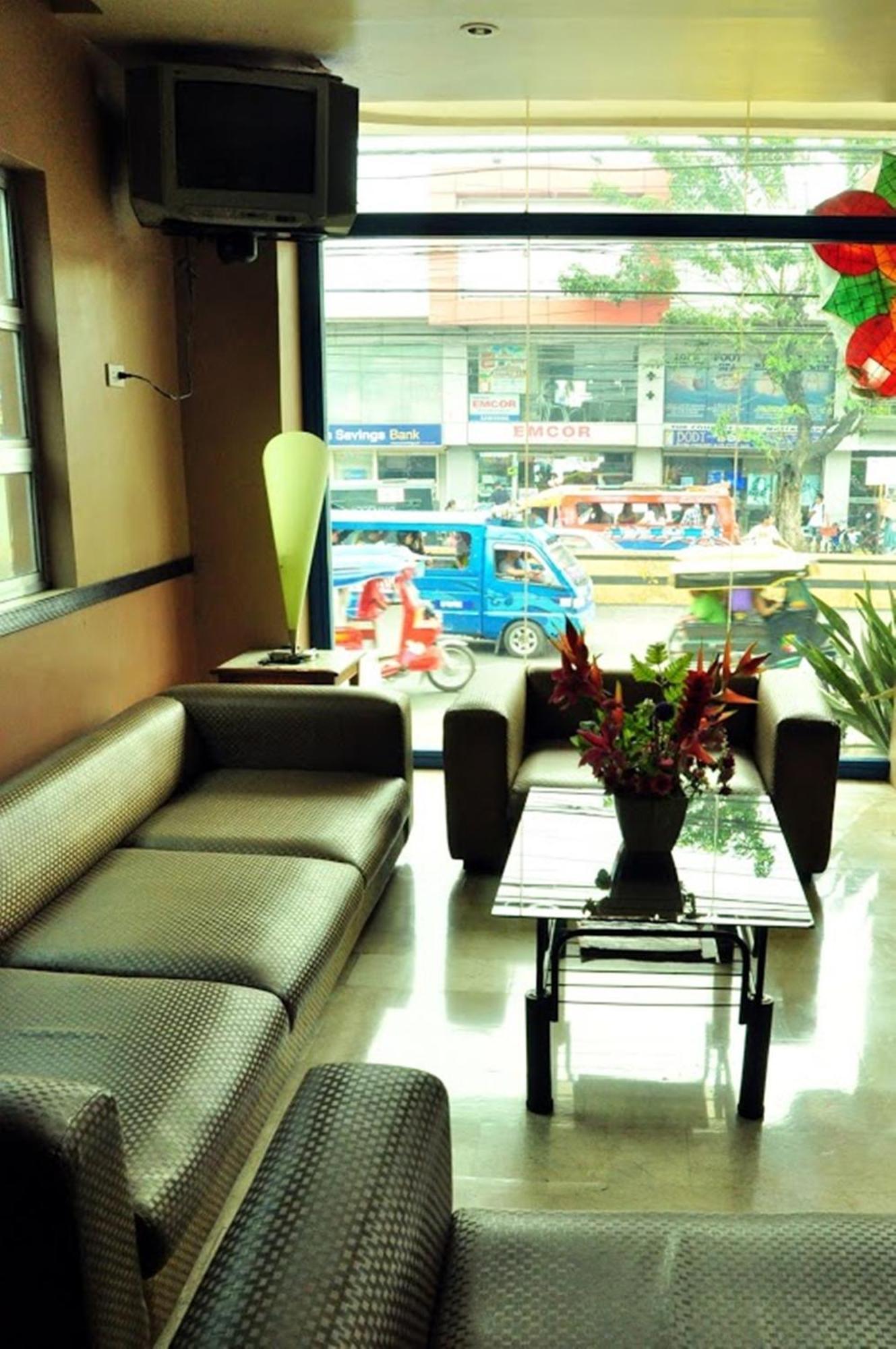 Gv Hotel - Talisay City Exteriör bild
