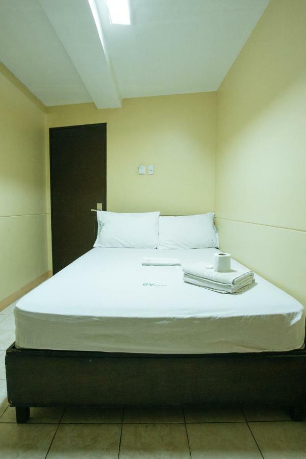 Gv Hotel - Talisay City Exteriör bild